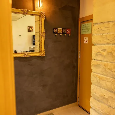 Apartment Dalt
